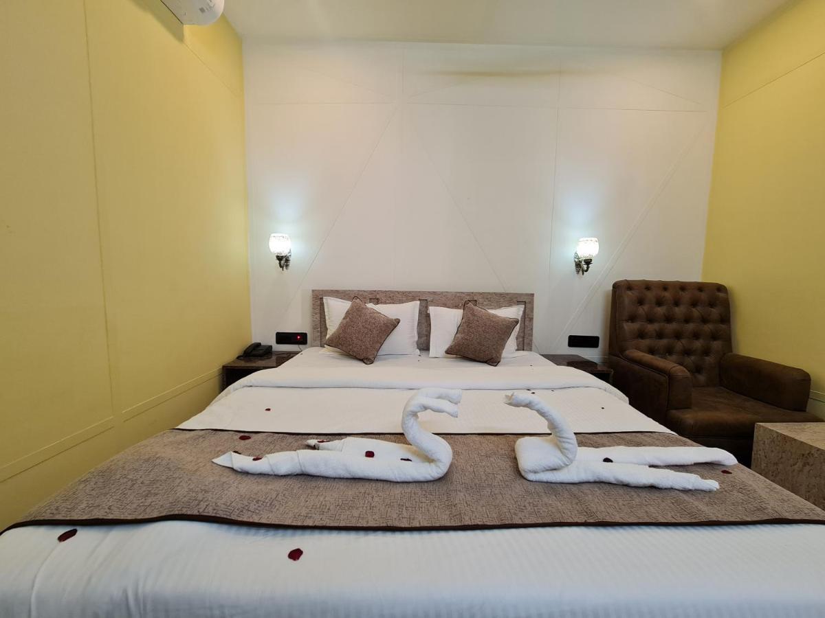 Hotel Aurelia Pearl ปัฏนา ภายนอก รูปภาพ